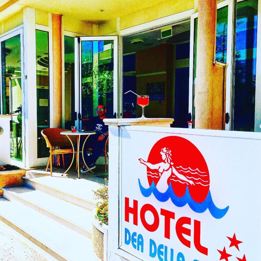 Dea Della Salute Hotel Bellaria-Igea Marina Exterior foto